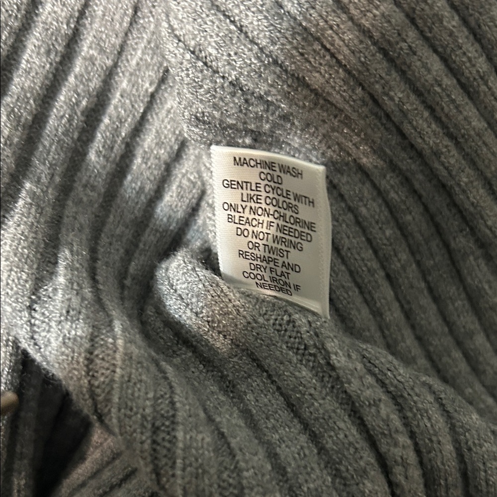Sincerely Jules Gray Ribbed Cardigan - Picture 7 of 8